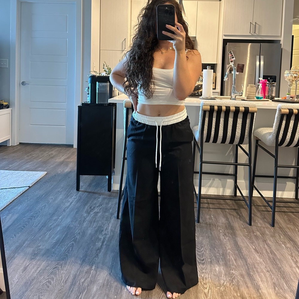 H&M Boxer White and Black Pants